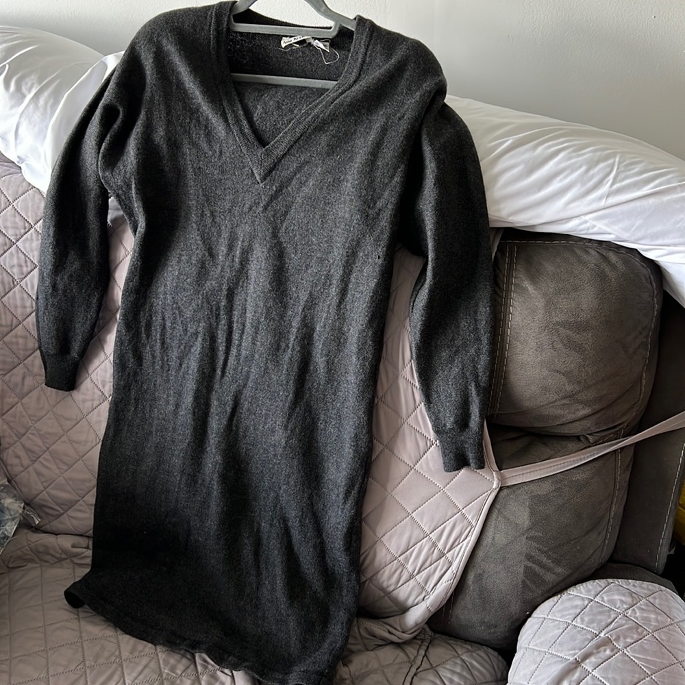EUC 100 wool Anne Klein II sweater dress